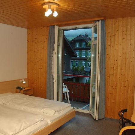 Hotel Löwen Lungern Exterior foto