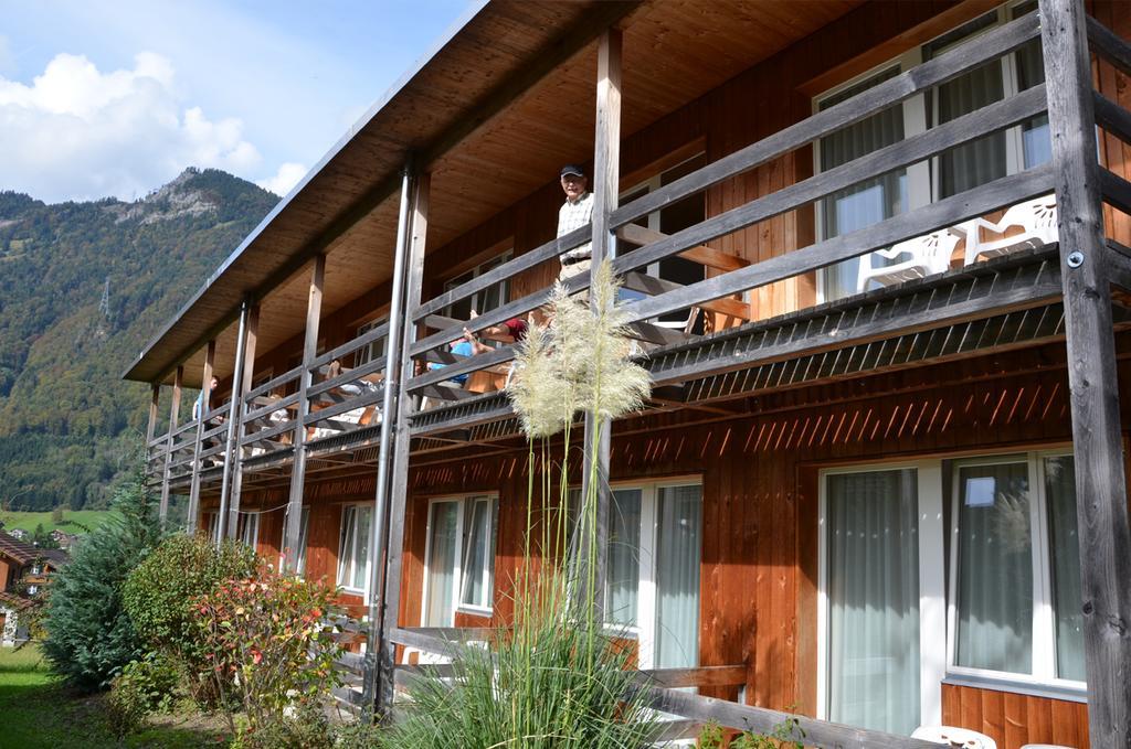 Hotel Löwen Lungern Exterior foto