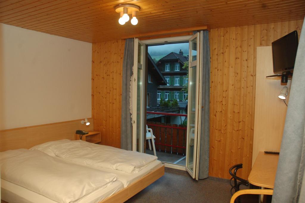 Hotel Löwen Lungern Exterior foto